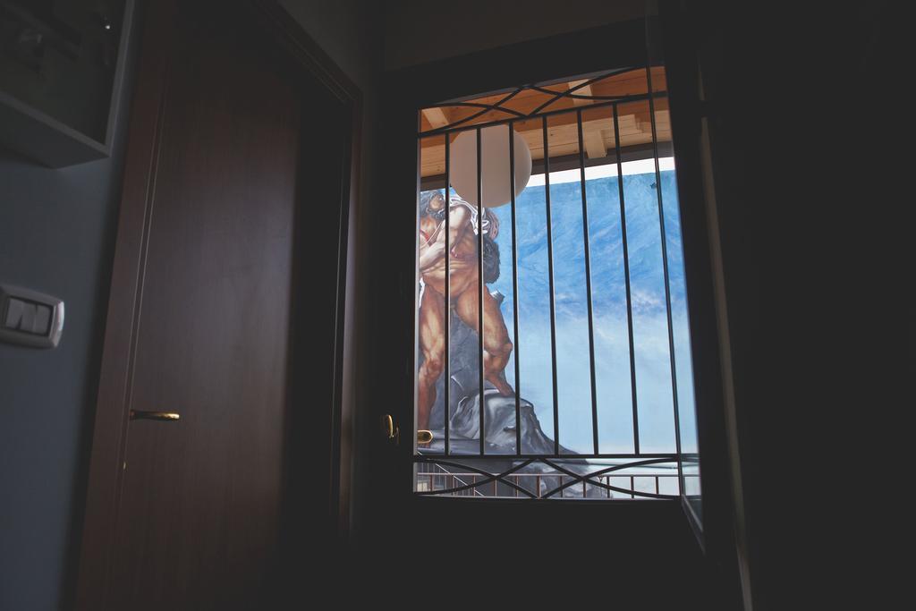 La Scivola Rooms Ачі-Кастелло Екстер'єр фото